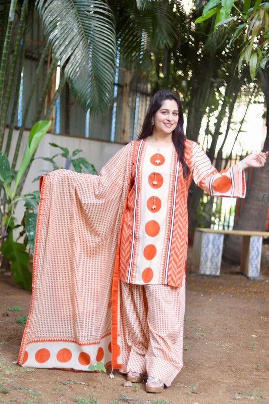 Gulnaar Farshi Short Kurta – Orange Cream